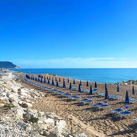 شقة Zaffiro By Ermosa - A 300 M Dal Mare