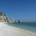 Zaffiro By Ermosa - A 300 M Dal Mare *